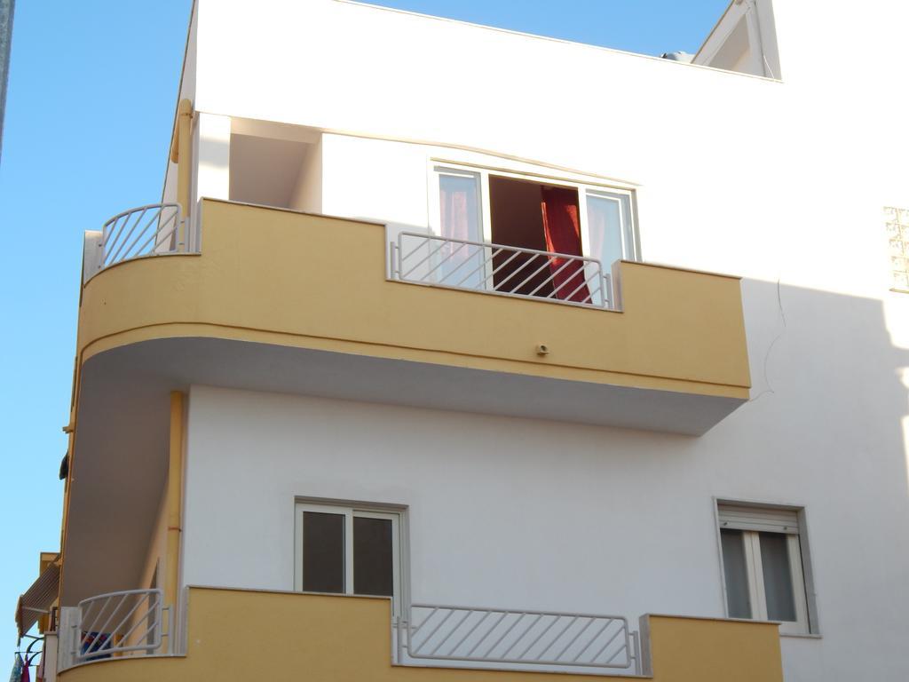 Ferienwohnung Casa Vacanze Karol Trappeto  Exterior foto