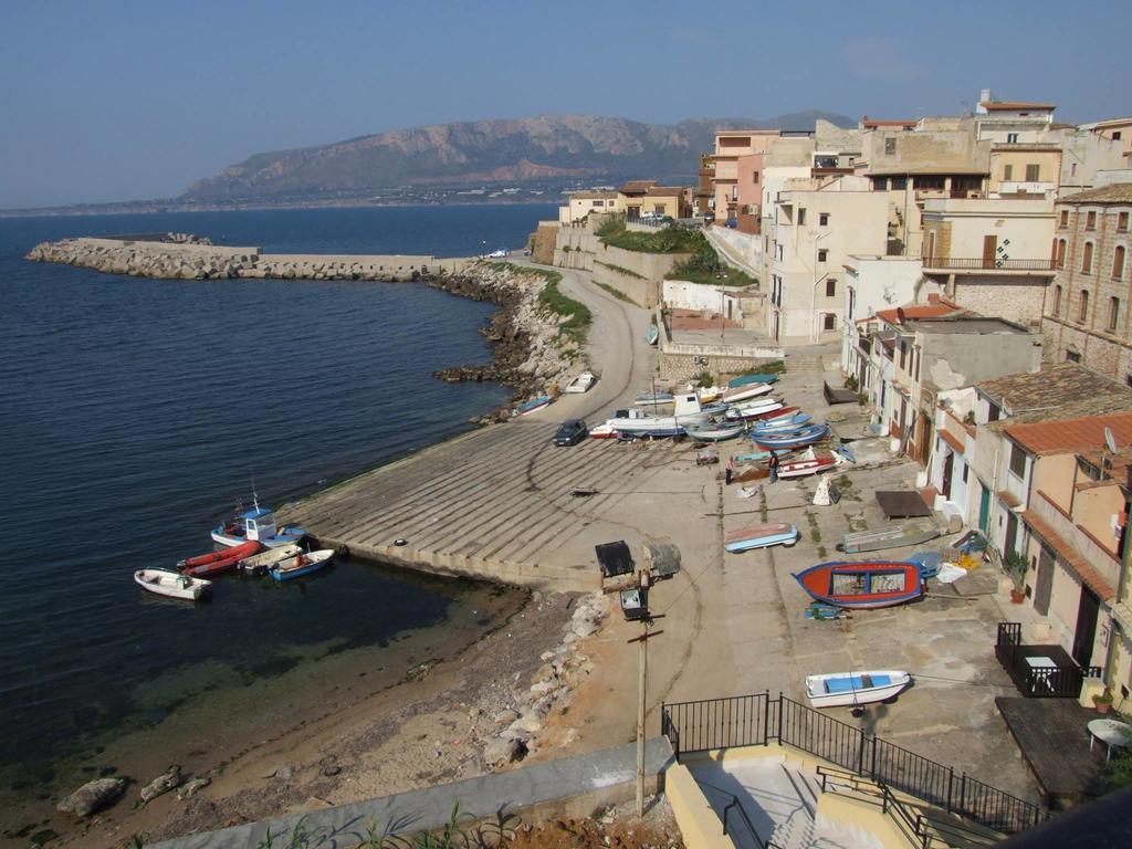 Ferienwohnung Casa Vacanze Karol Trappeto  Exterior foto